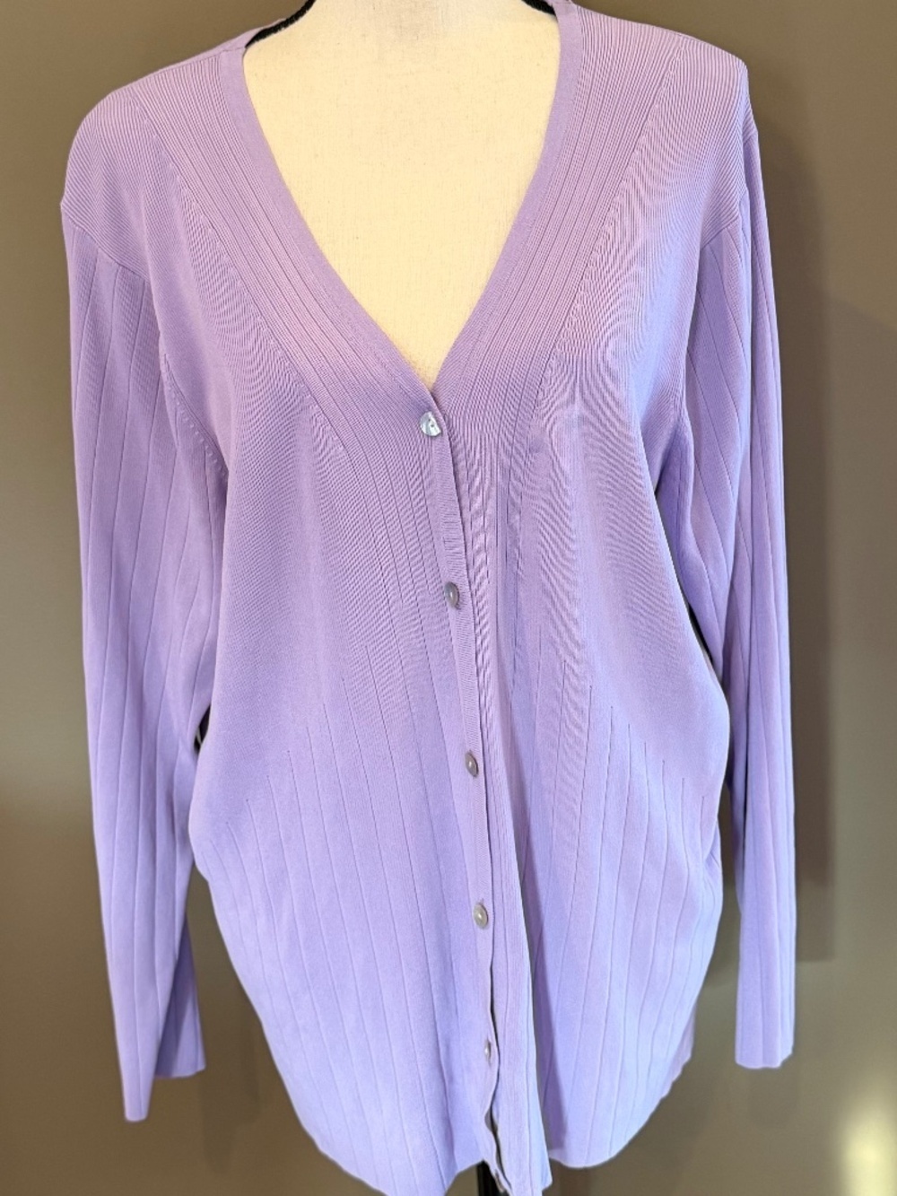 Lavender Woman's Cardigan Sweater, Log Sleeve, Office, Button Down, Size 14/16